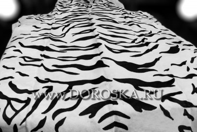 Шкура тигра черно-белая
