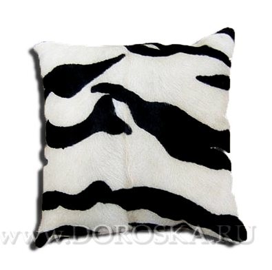Подушка "Тигр" из коровьей шкуры чёрно-белая